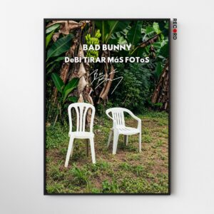 Bad Bunny 'DeBI TiRAR MaS FOToS' Poster
